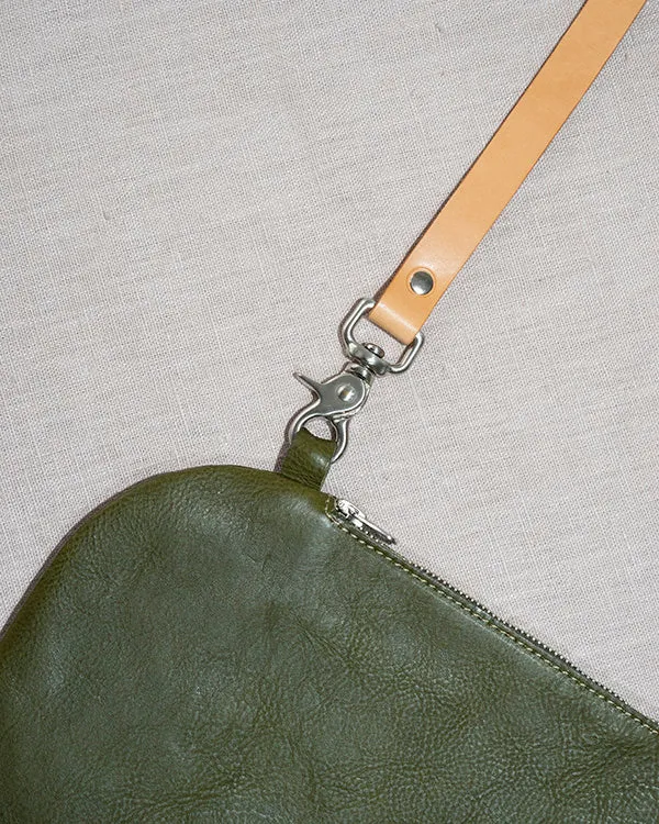 Barkened Pegwell Shoulder Bag