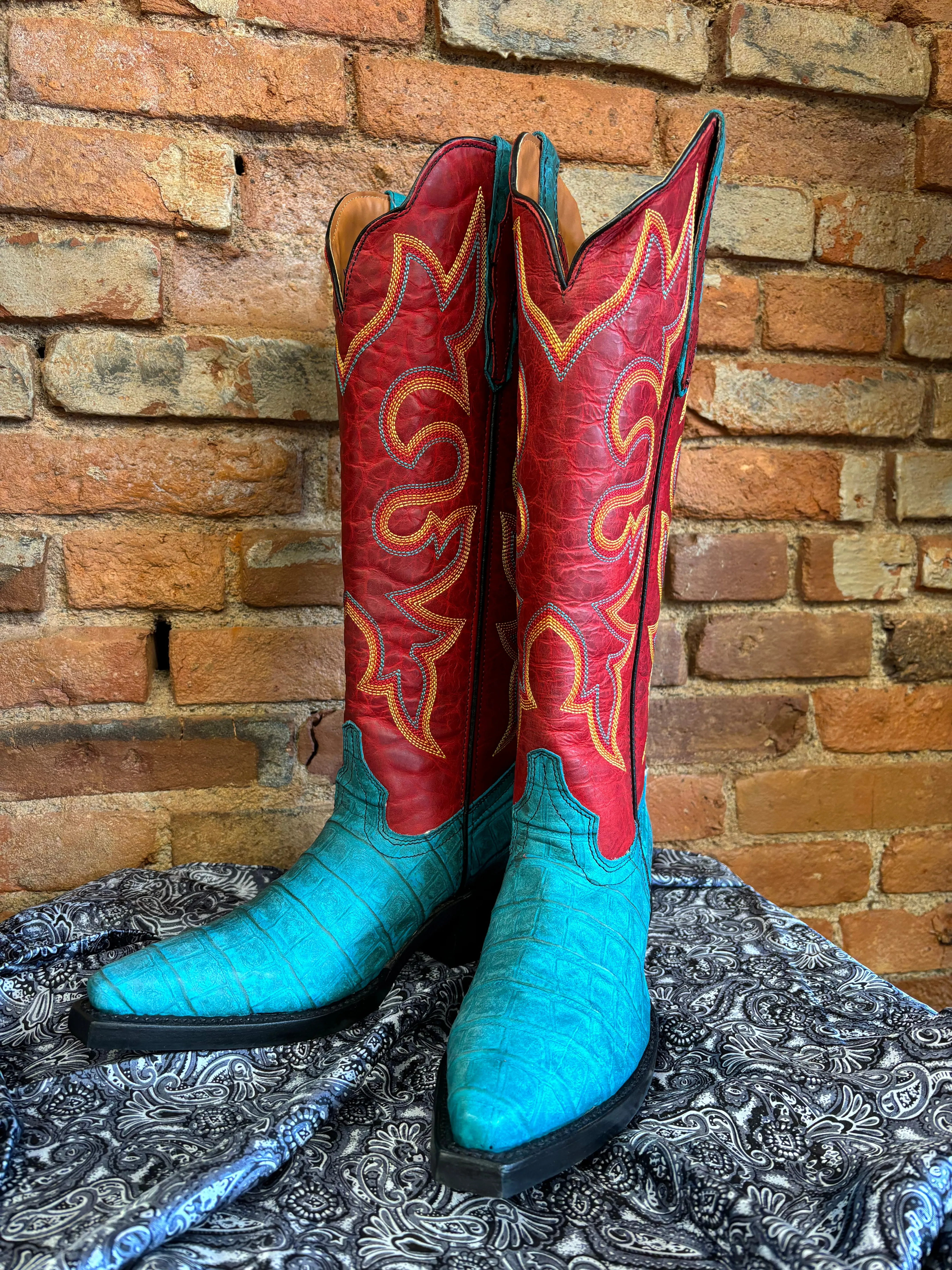 Dingo Women's Red & Turquoise Caiman Print Snip Toe Cowgirl Boots