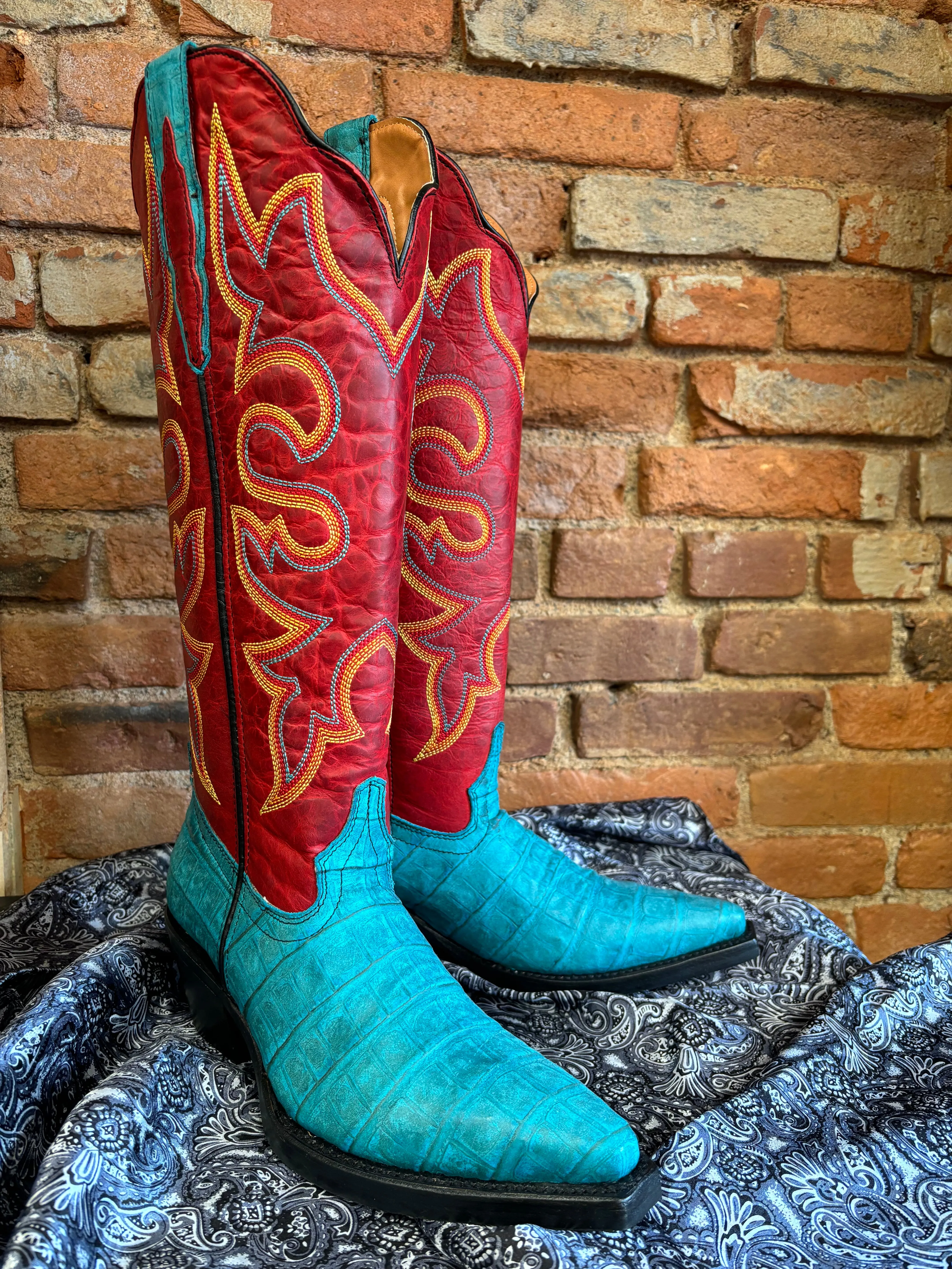 Dingo Women's Red & Turquoise Caiman Print Snip Toe Cowgirl Boots