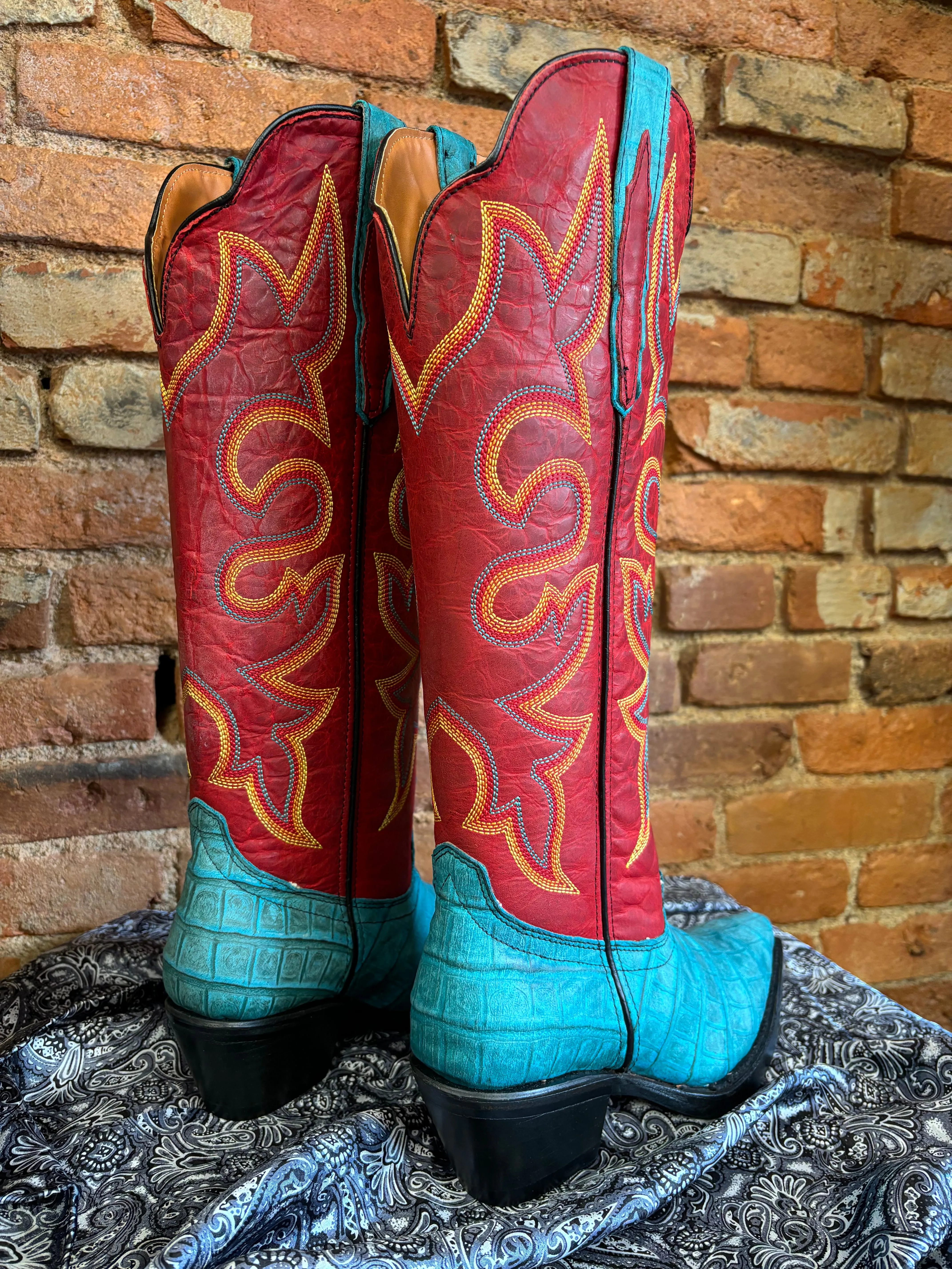 Dingo Women's Red & Turquoise Caiman Print Snip Toe Cowgirl Boots