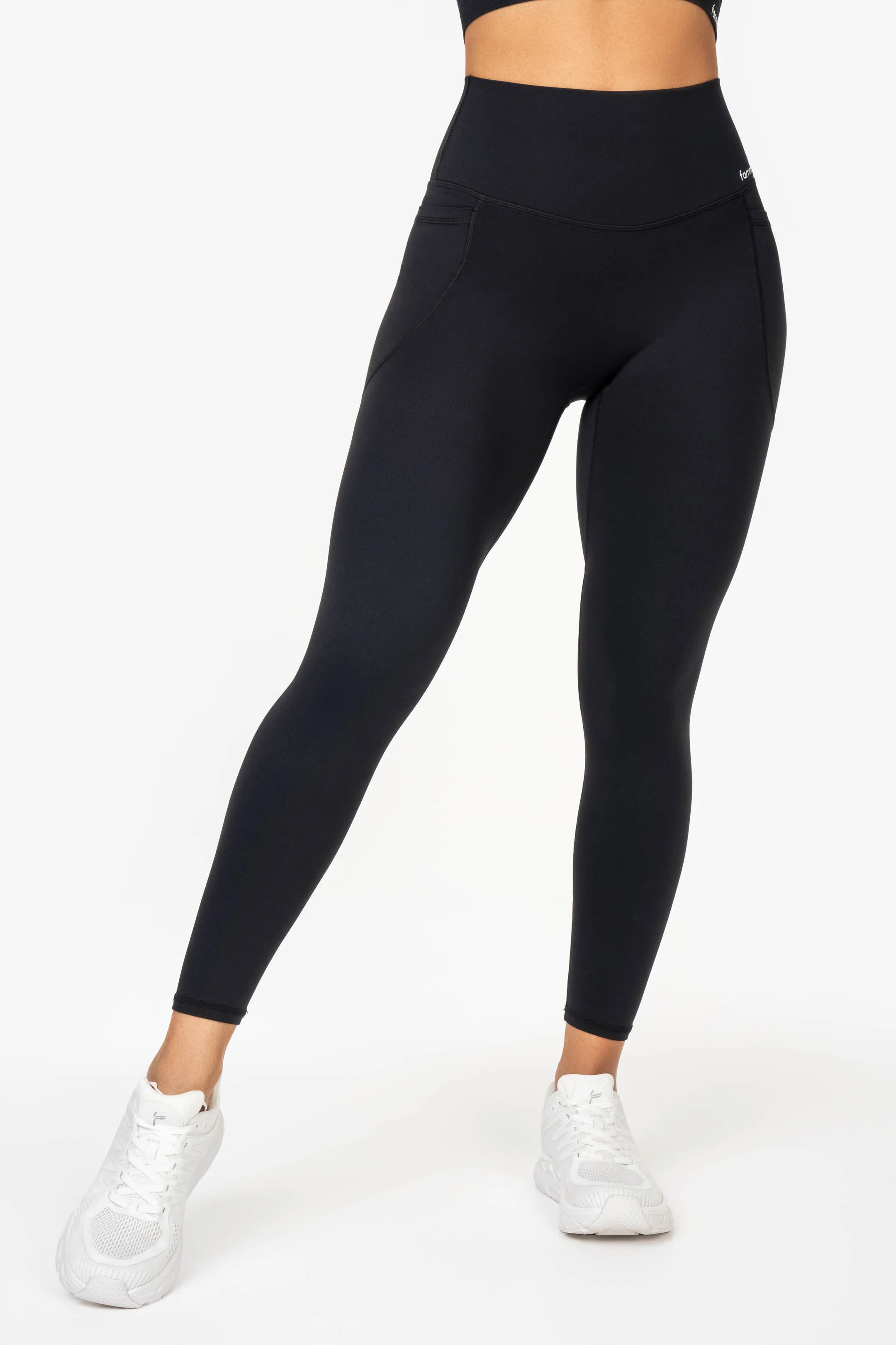 Durable Black Pocket Leggings