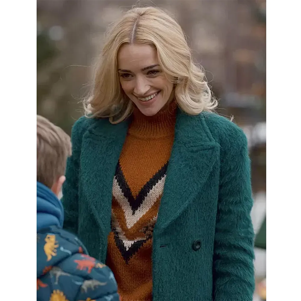 Brianne Howey Green Coat from Ginny & Georgia