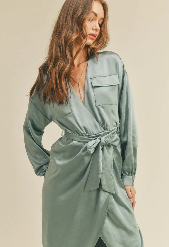 Green Knee-Length Dress