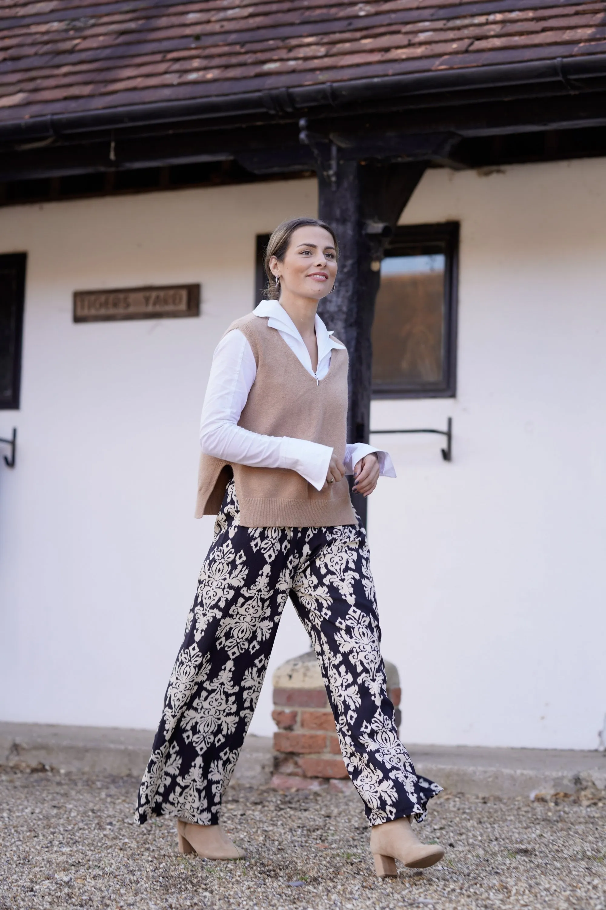 Damask Pattern Jen Trousers