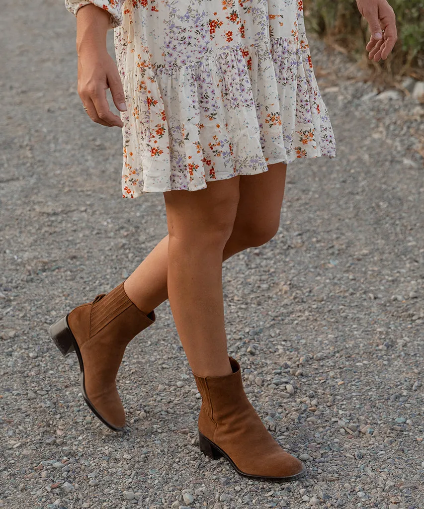 Brown Suede LINNY H2O Boots