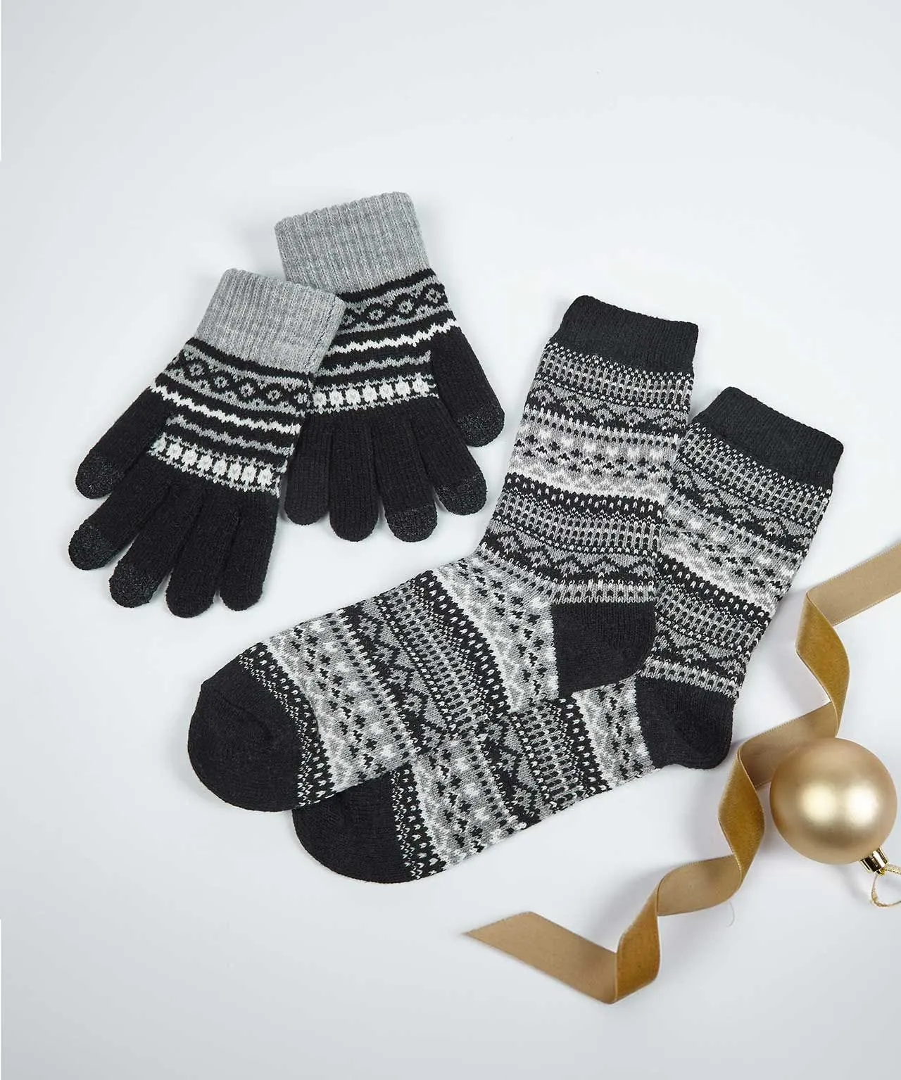 Men's Gift Box with Gloves and Socks