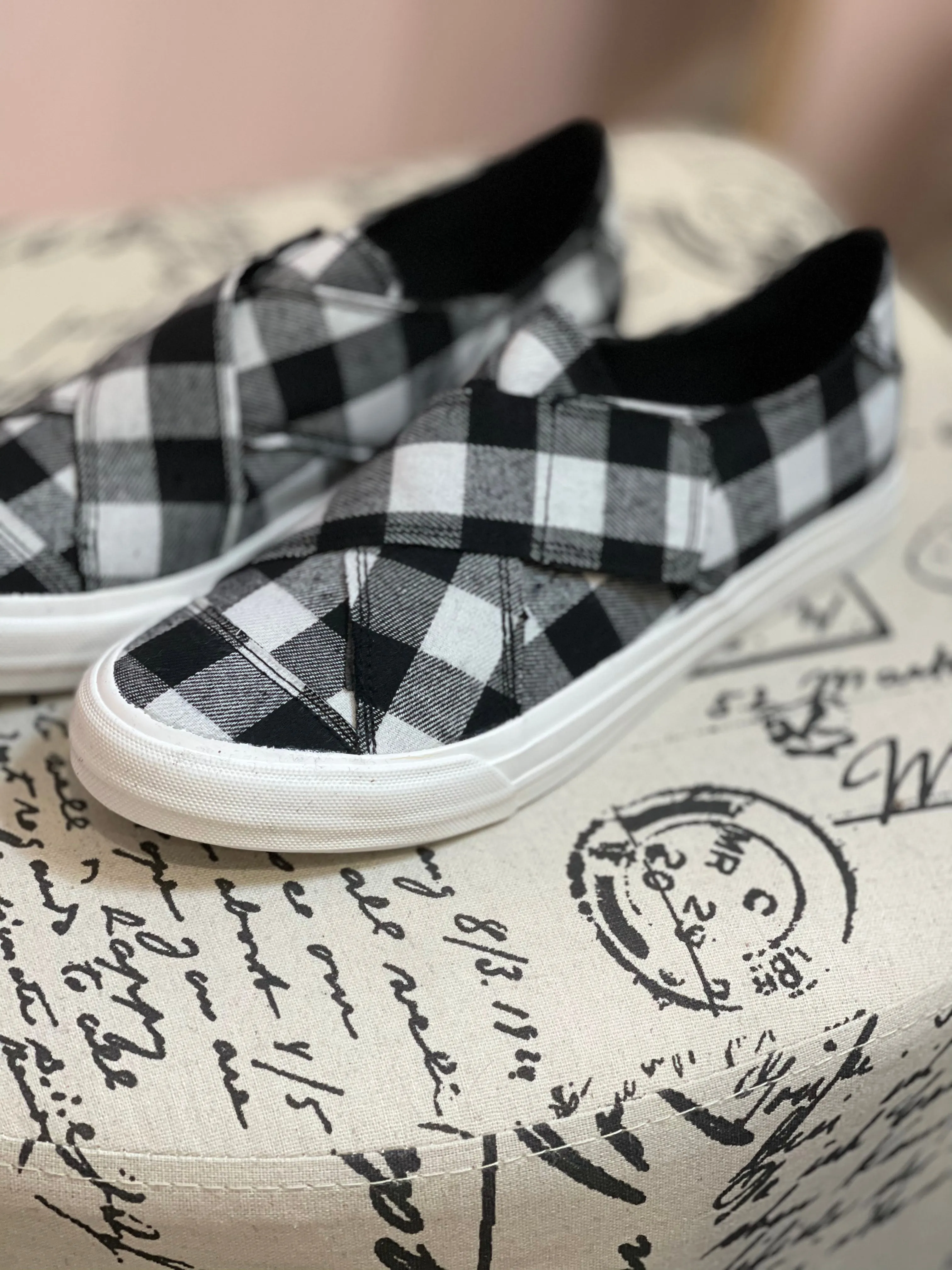 Plaid Gypsy Jazz Sneakers ?