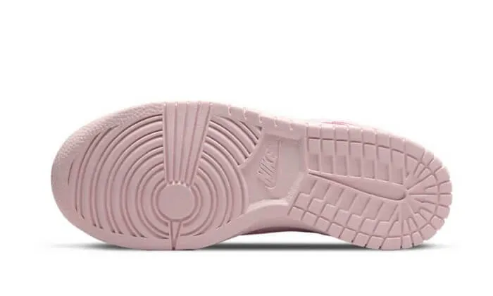 Prism Pink Nike Dunk Low SE