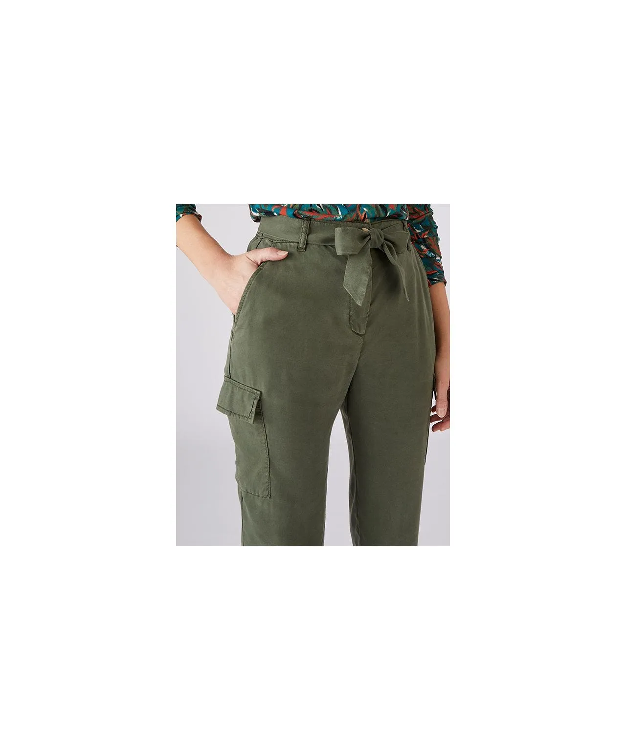 Tie-Waist Cargo Trousers